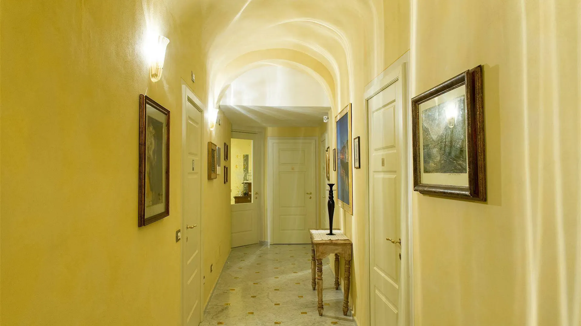 לינה וארוחת בוקר פיזה Relais Dei Mercanti B&B And Suites