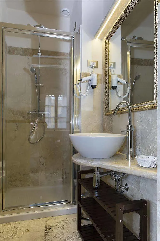 Relais Dei Mercanti B&B And Suites Pisa 3*,  Italy